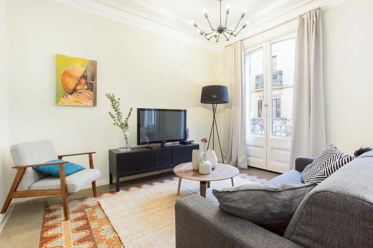 4 Bedroom Apartment With A Balcony In Las Ramblas 2 2 Barcelona Spain